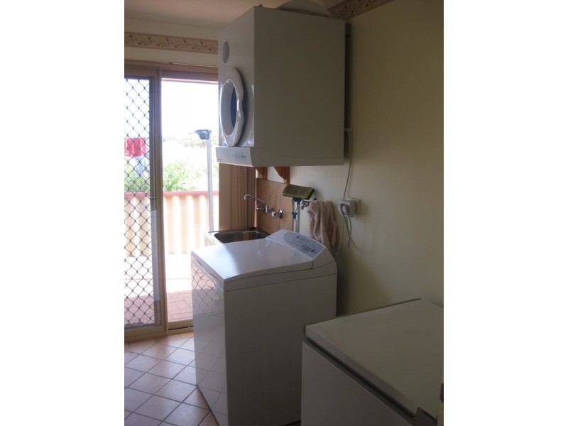 64 Marshall Ave, Pinjarra WA 6208