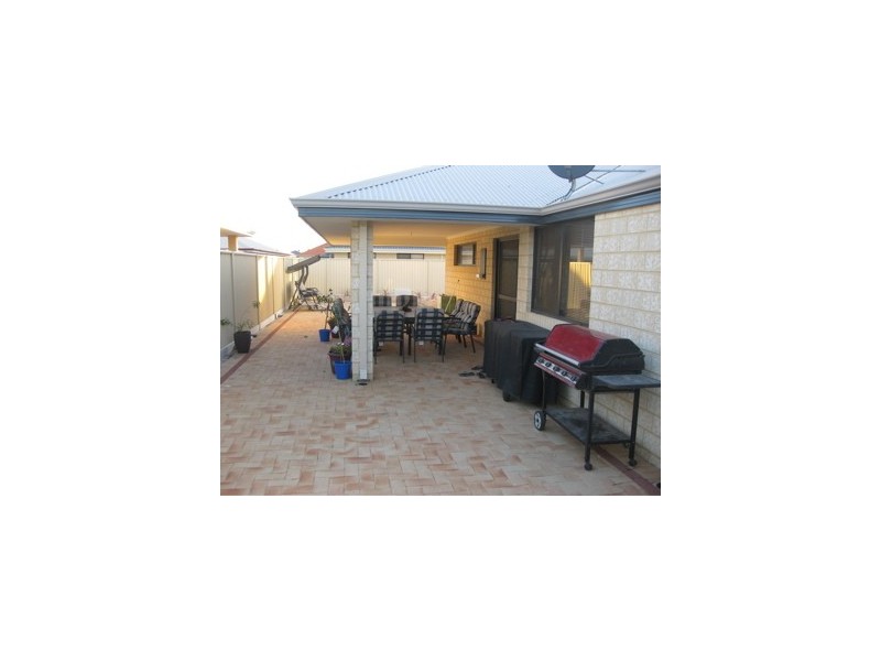 17 Warrior Blvd, Pinjarra WA 6208