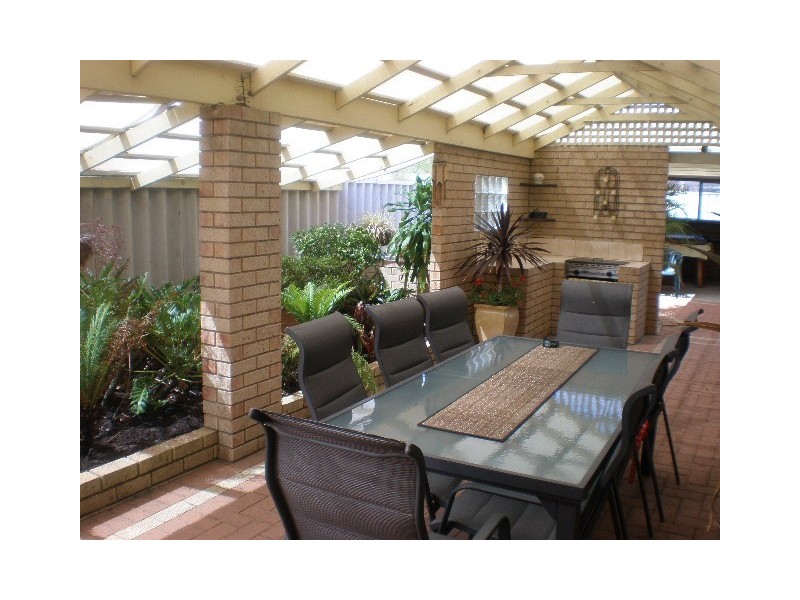 18 Yunderup Road, South Yunderup WA 6208