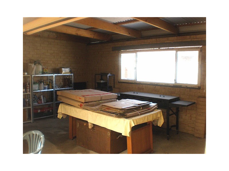 18 Yunderup Road, South Yunderup WA 6208