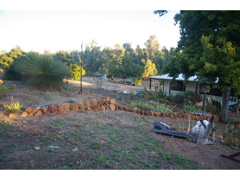 1279 Days Road, Dwellingup WA 6213