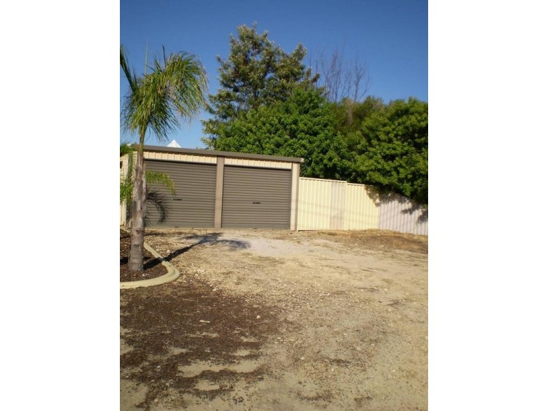 32 Phillips Way, North Yunderup WA 6208
