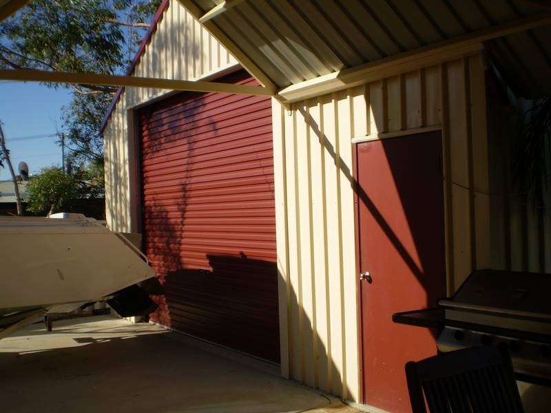32 Phillips Way, North Yunderup WA 6208