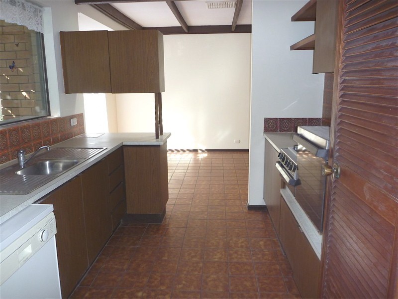 75 Rodoreda Cres, Ravenswood WA 6208