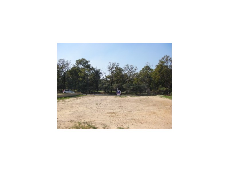 123 Hill street, Waroona WA 6215