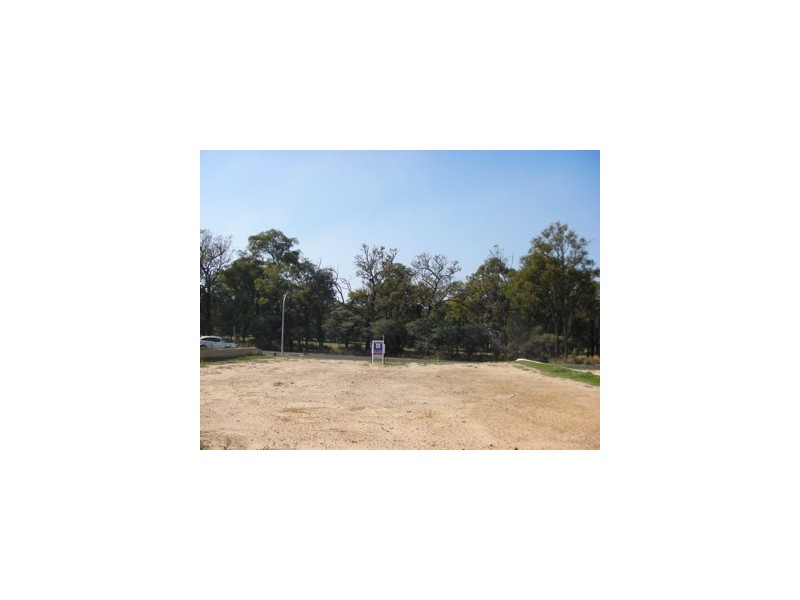 123 Hill street, Waroona WA 6215