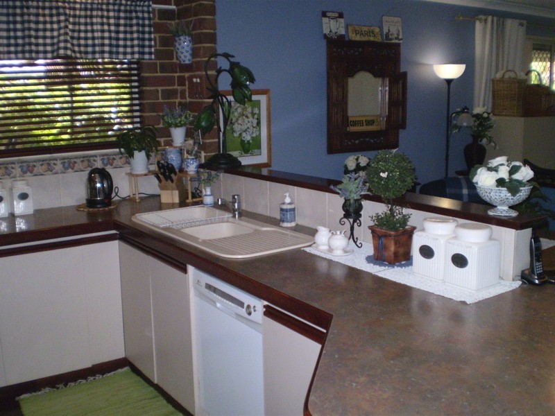 9 Lakes Close, South Yunderup WA 6208