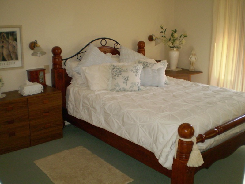 9 Lakes Close, South Yunderup WA 6208