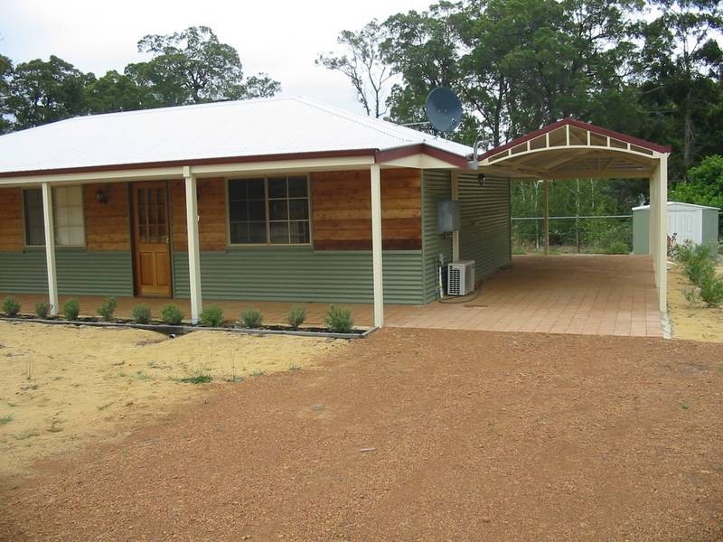 3 Grevillea Road, Dwellingup WA 6213