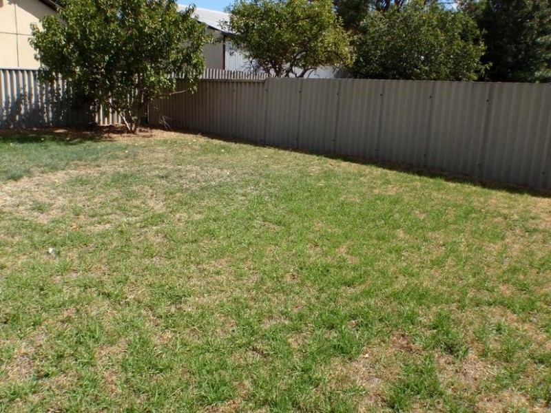 9 Dehamel Street, Waroona WA 6215