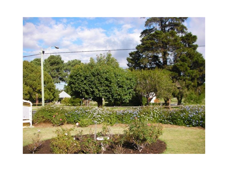 154 South West Highway, Waroona WA 6215