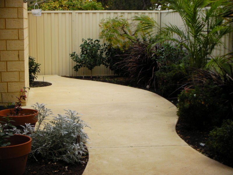 3/9 Kings Place, Waroona WA 6215