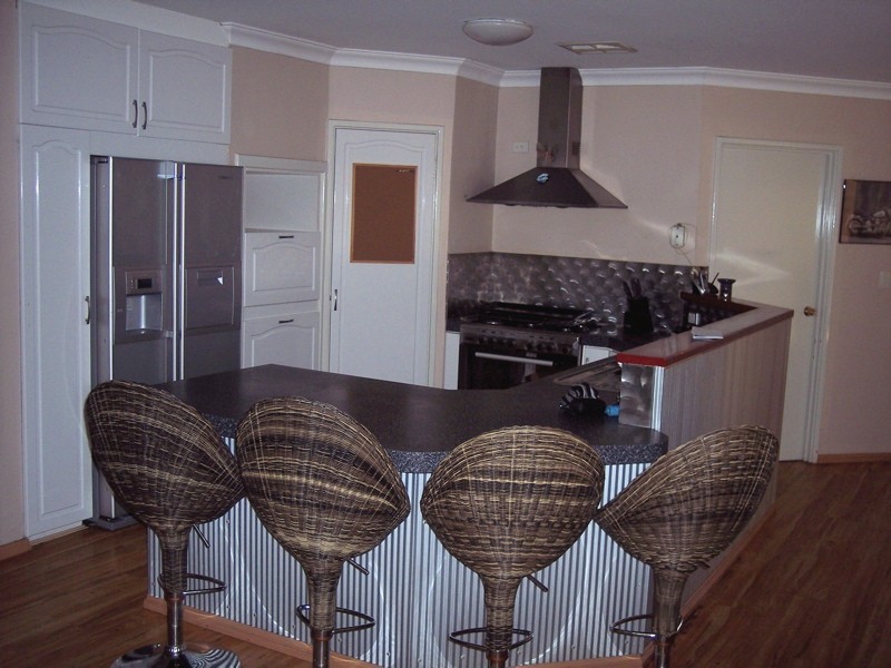 6 Sunland Avenue, South Yunderup WA 6208