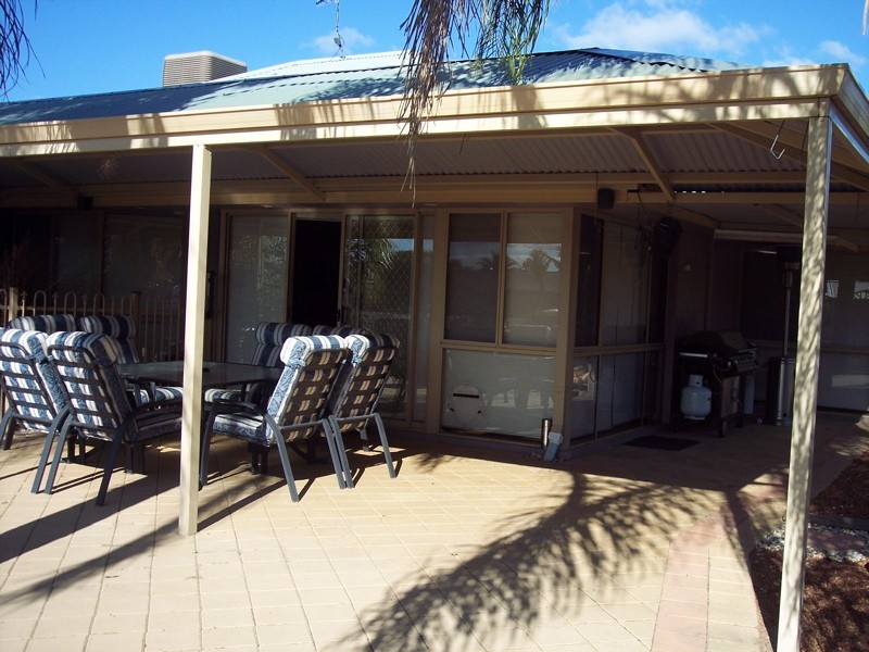 6 Sunland Avenue, South Yunderup WA 6208