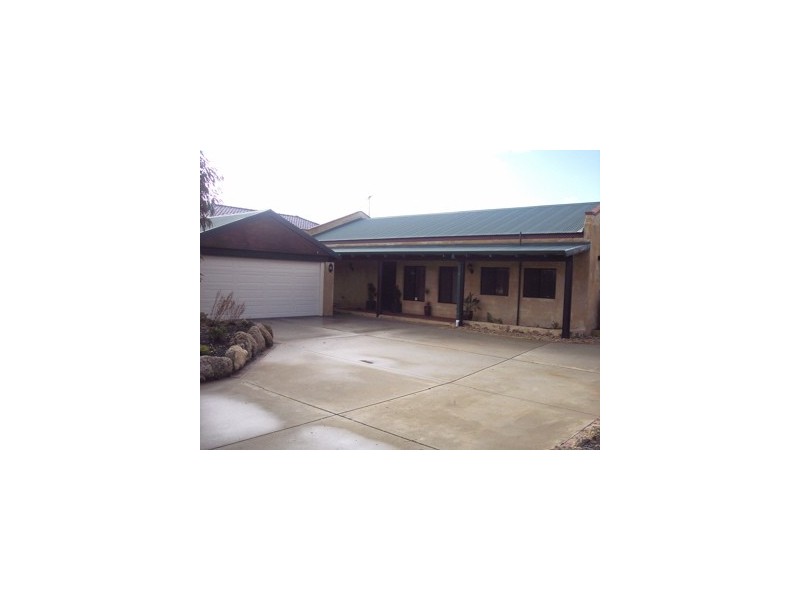 31 Murray Waters Boulevard, South Yunderup WA 6208