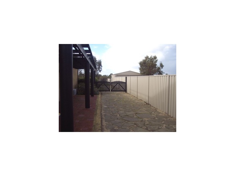 31 Murray Waters Boulevard, South Yunderup WA 6208