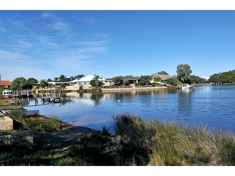 38 Banksia Terrace, South Yunderup WA 6208