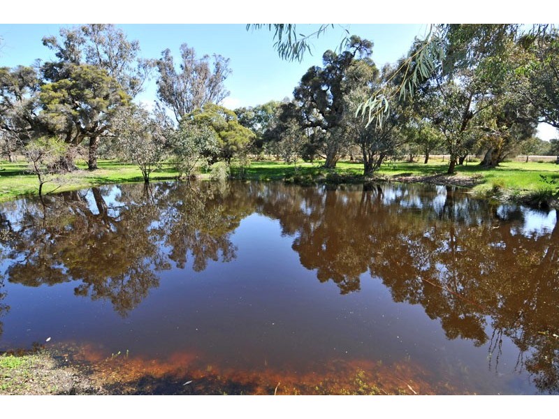 484 Dunkerton Road, Barragup WA 6209