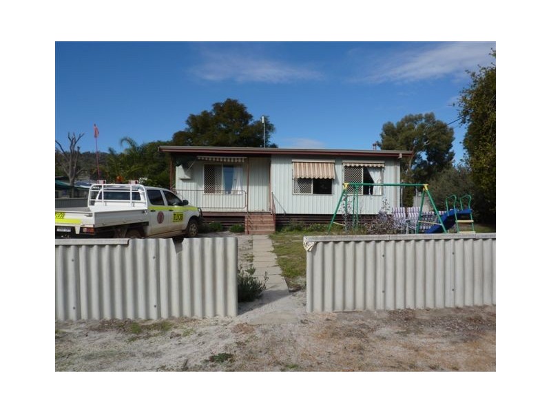 51 Hotham Ave, Boddington WA 6390
