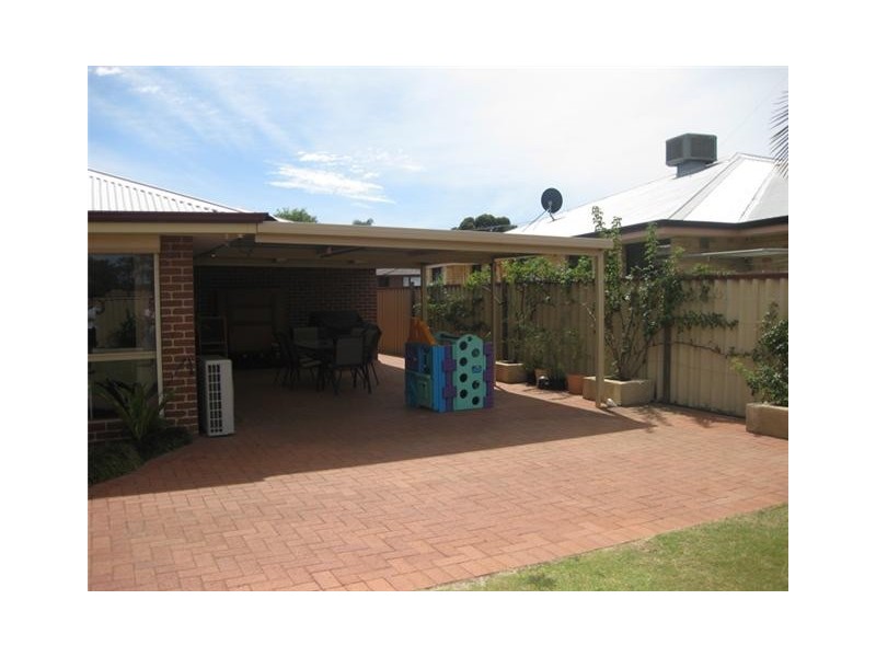 64 Marshall Avenue, Pinjarra WA 6208