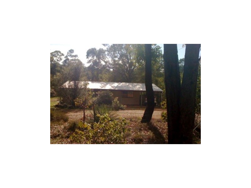 62 Warren Road, Dwellingup WA 6213
