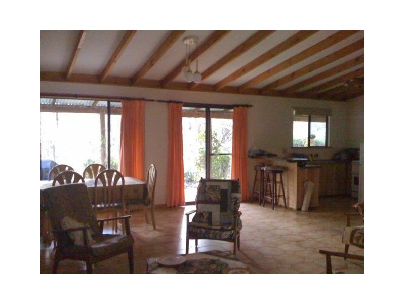 62 Warren Road, Dwellingup WA 6213