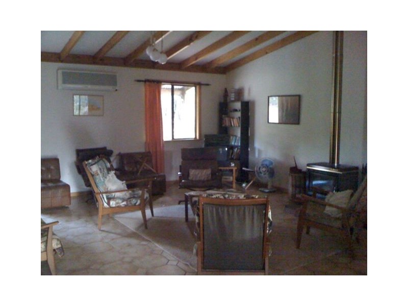 62 Warren Road, Dwellingup WA 6213