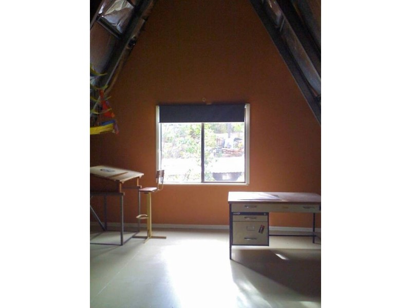 11 Holyoake Road, Dwellingup WA 6213