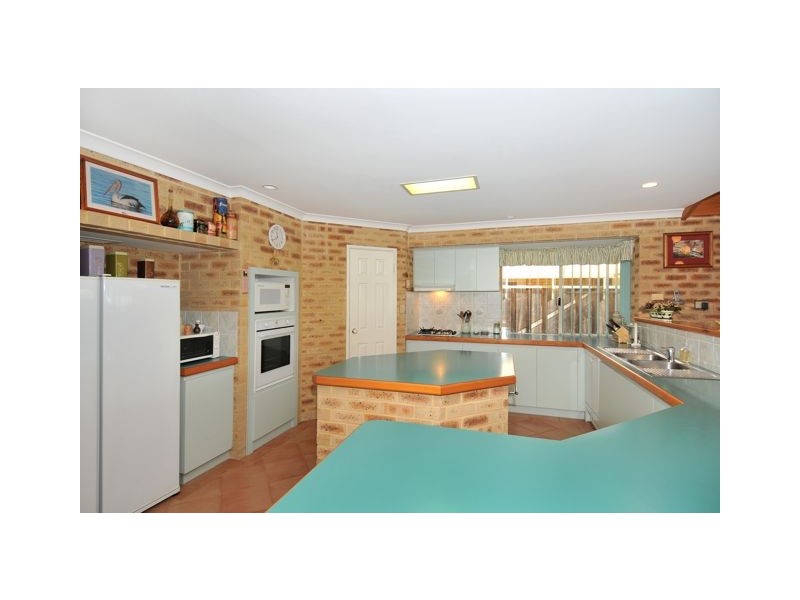 25 Heron Place, South Yunderup WA 6208