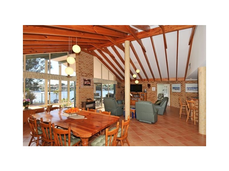 25 Heron Place, South Yunderup WA 6208