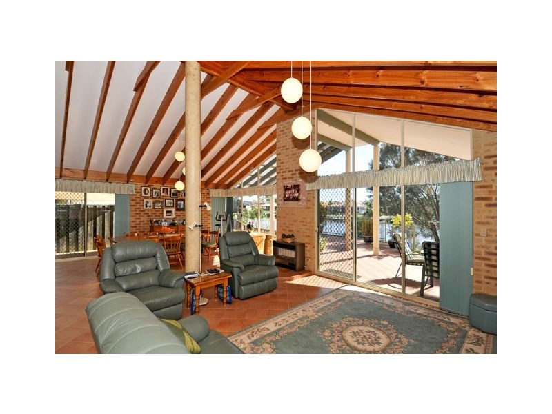 25 Heron Place, South Yunderup WA 6208