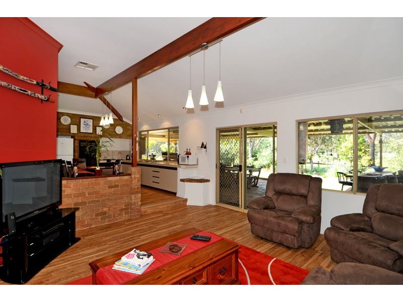 484 Dunkerton Road, Barragup WA 6209