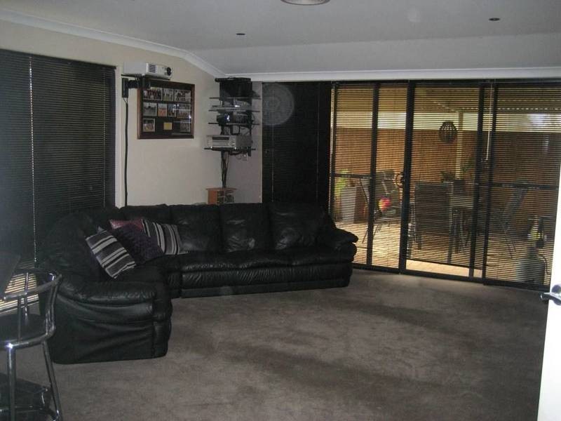 2 Camarri Way, South Yunderup WA 6208
