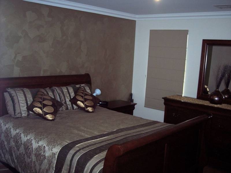 214 Holmes Parade, West Pinjarra WA 6208