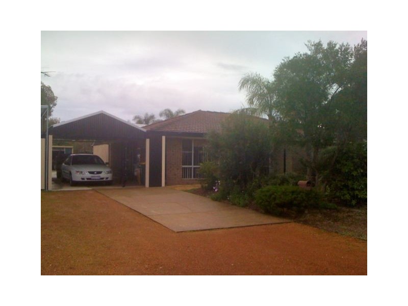 10 Kingfisher Drive, North Yunderup WA 6208