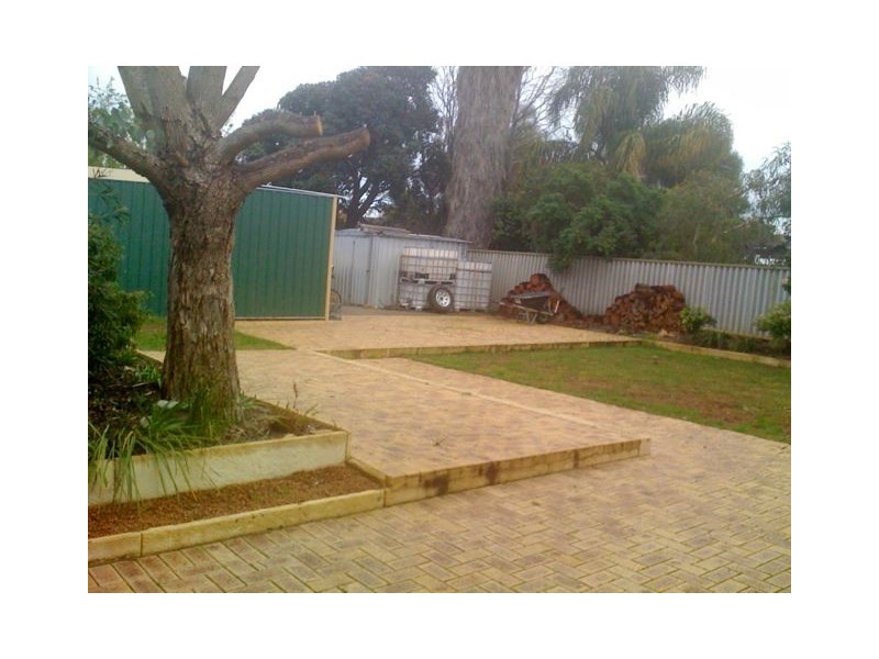 10 Kingfisher Drive, North Yunderup WA 6208