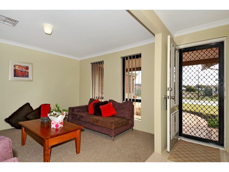 48 Bibbulmun Meander, Ravenswood WA 6208