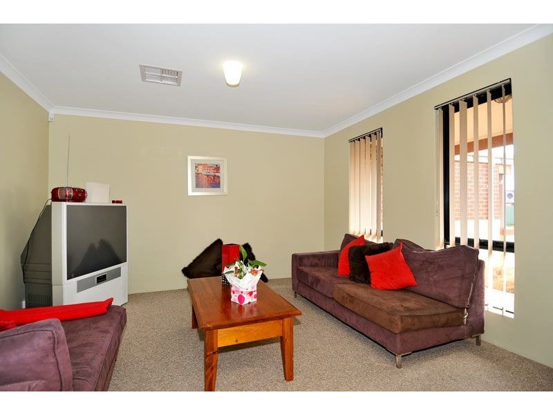 48 Bibbulmun Meander, Ravenswood WA 6208