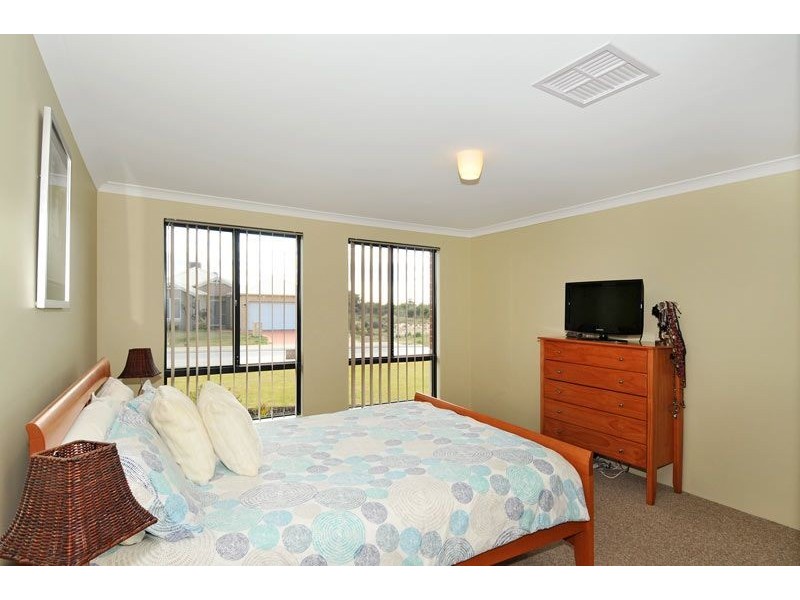 48 Bibbulmun Meander, Ravenswood WA 6208