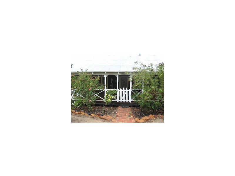 12 Sollya Cres, Dwellingup WA 6213