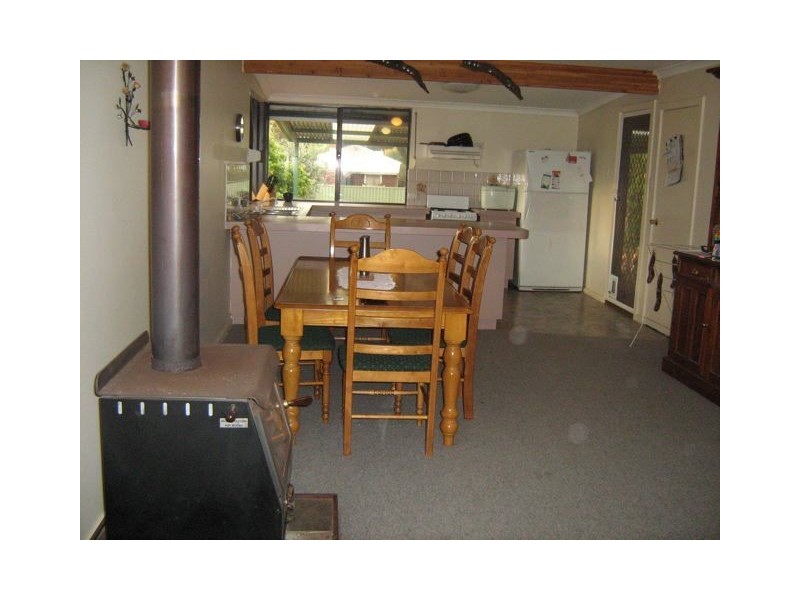 18 Begonia Court, Dwellingup WA 6213