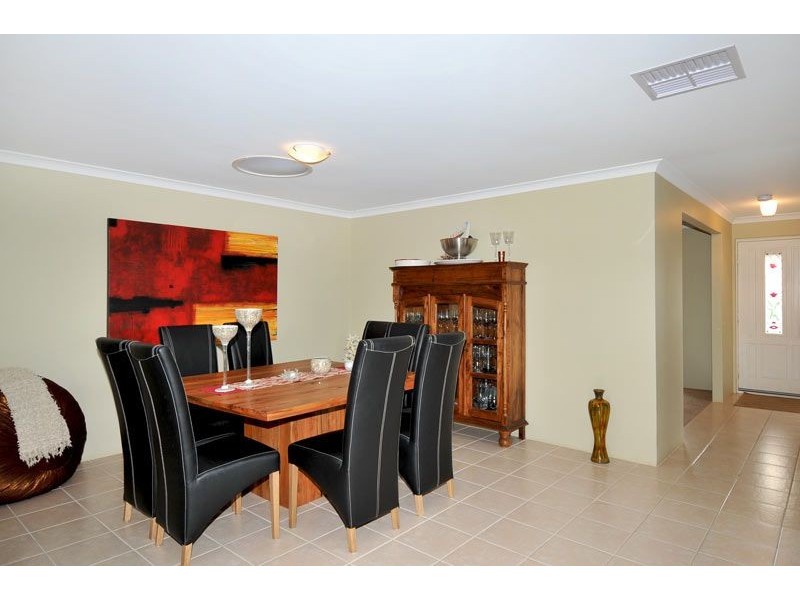 48 Bibbulmun Meander, Ravenswood WA 6208