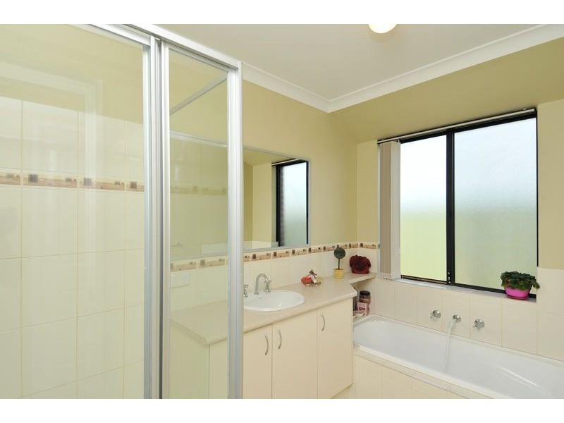 48 Bibbulmun Meander, Ravenswood WA 6208