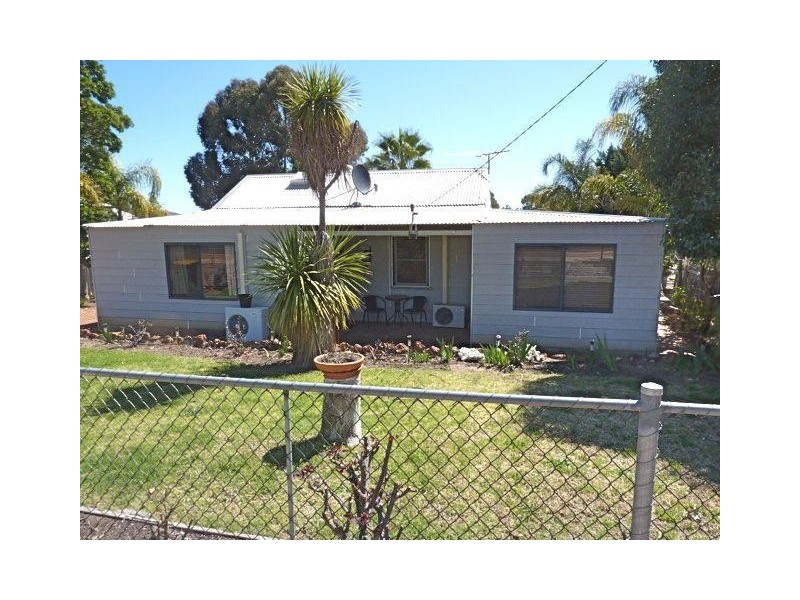 30 Hotham Ave, Boddington WA 6390