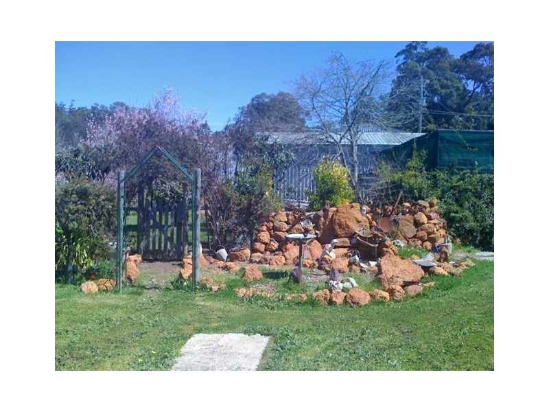 56 Holyoake Road, Dwellingup WA 6213