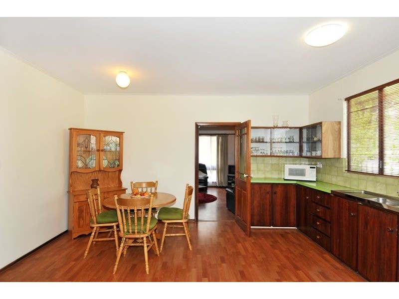 6 Church Street, Dwellingup WA 6213