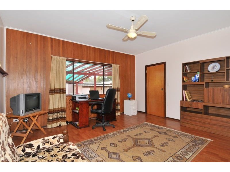 6 Church Street, Dwellingup WA 6213