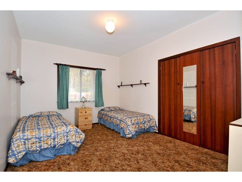 6 Church Street, Dwellingup WA 6213