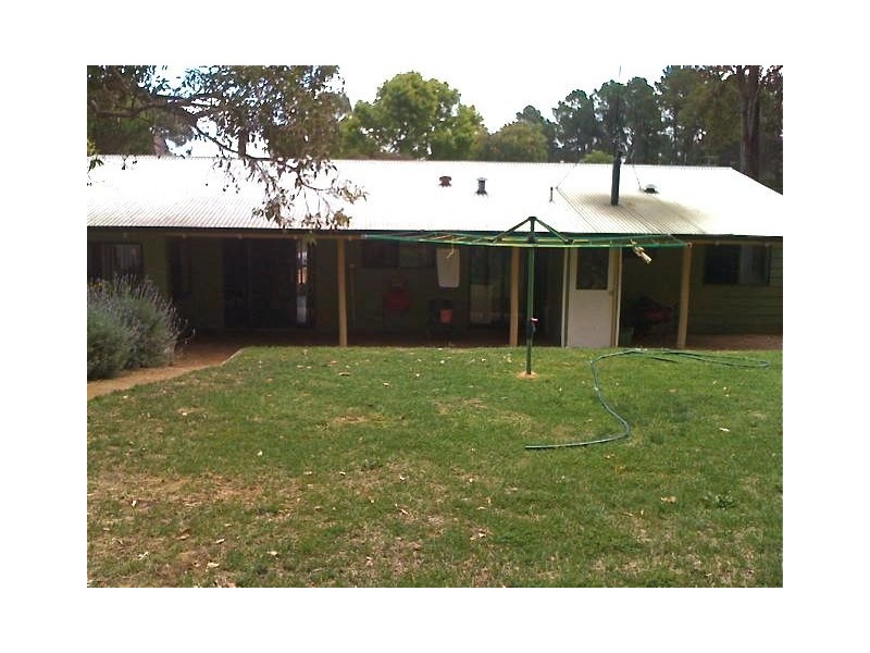 5 Forestview Road, Dwellingup WA 6213