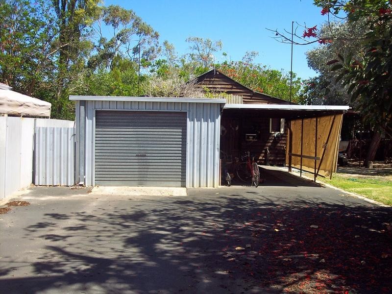 23 McLarty Road, Pinjarra WA 6208